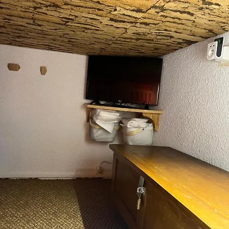 Апартаменты Tourette 4 Personnes 2 Mezzanines 1 Canape Lit Котре