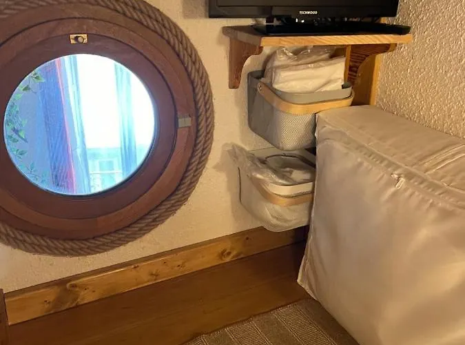 公寓 Tourette 4 Personnes 2 Mezzanines 1 Canape Lit *