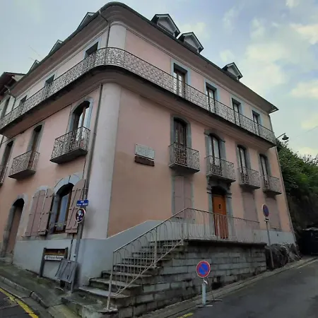 La Tourette Residence: With Wi-fi And Mezzanine